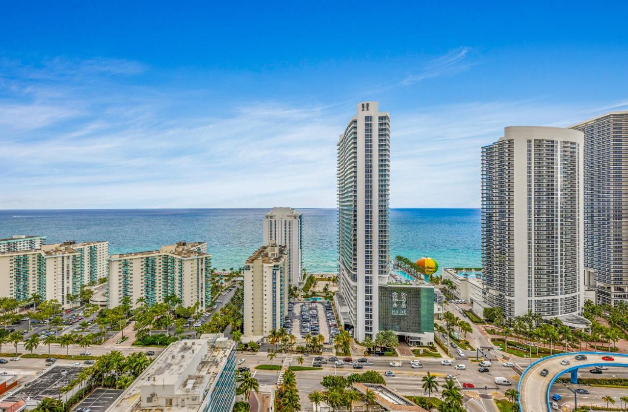 Hyde House - Luxury Waterfront 2br 2ba With Direct Ocean View, Roof Pool, Amenities Apartment *
